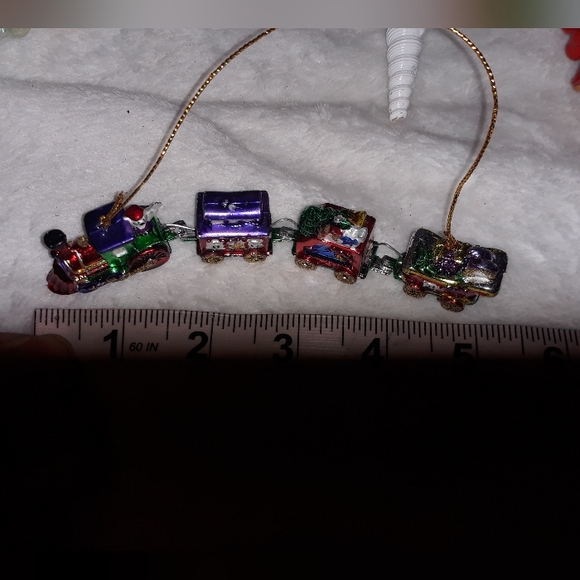 4 piece Vintage Mini Hard Plastic Train Set Christmas Ornaments - Picture 11 of 14